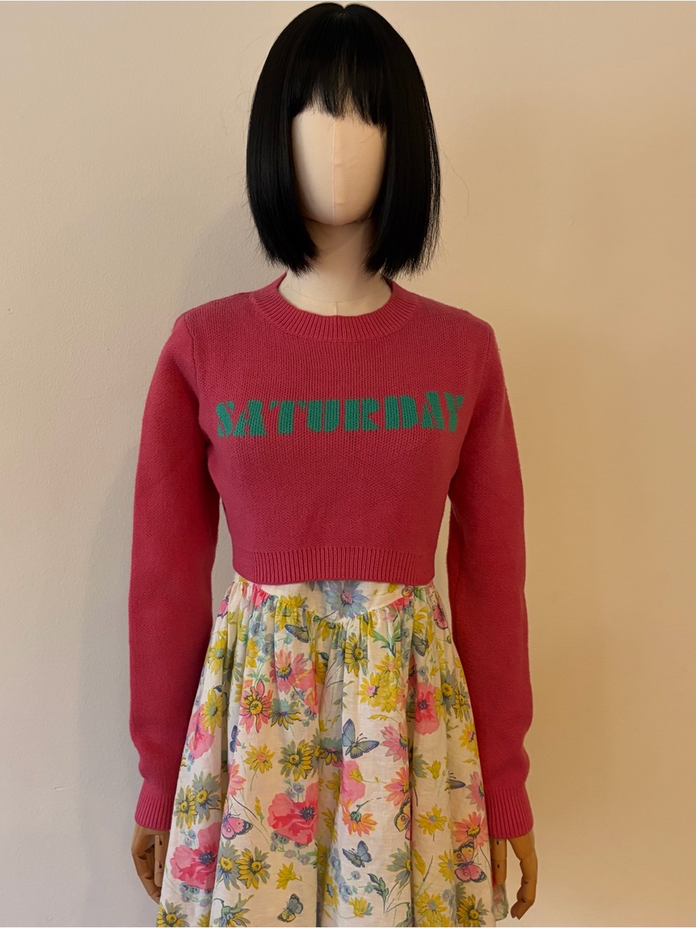 NWT Edikted Pink Saturday Graphic Cropped Sweater Medium